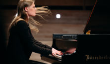 Prochain Concert apéro à la Maison André-Bourbeau des JMC – Le jeudi 3 avril dès 18h: Touches modernes : Debussy, Descarries, Louie