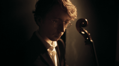 La Fondation Jeunesses Musicales Canada lance une campagne émouvante célébrant la puissance de la musique La Fondation Jeunesses Musicales Canada lance une campagne émouvante célébrant la puissance de la musique